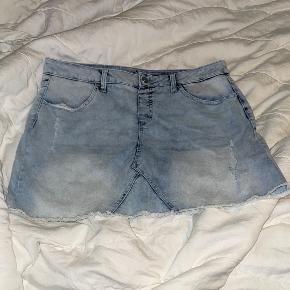 NWOT Justice Light Blue Frayed Hem Stretchy Jean Skirt 20 Plus